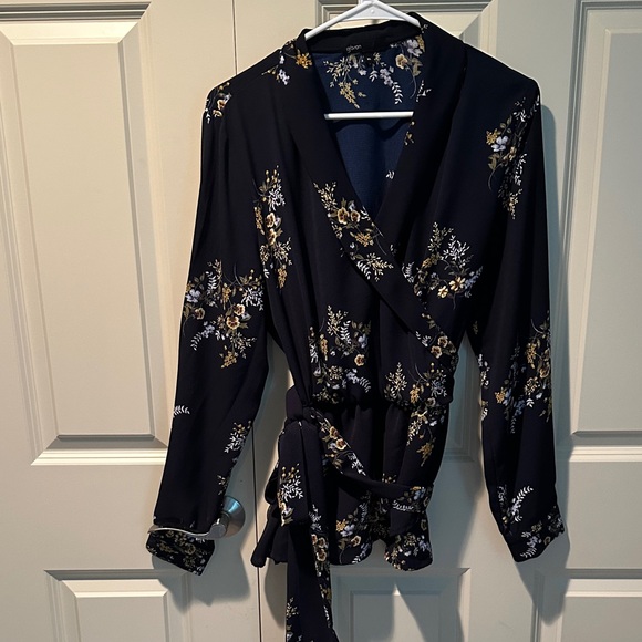 Gibson Floral Wrap Blouse - Picture 1 of 6
